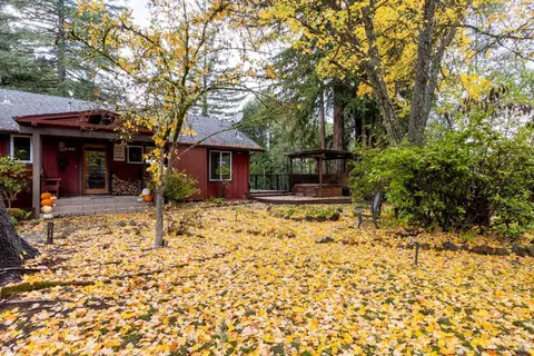 4813 Bear Canyon Rd, Willits, CA 95490