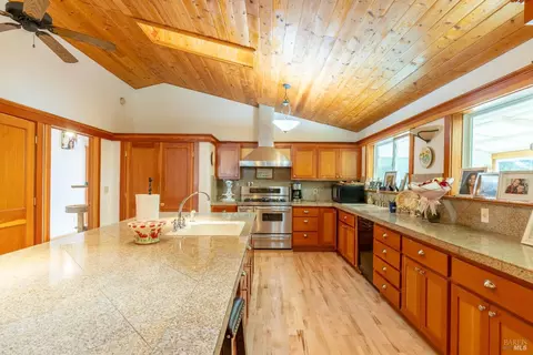 4813 Bear Canyon Rd, Willits, CA 95490 photo 7