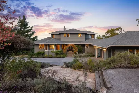 4397 Burnside Rd, Sebastopol, CA 95472