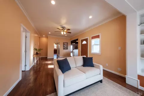 165 E G St, Benicia, CA 94510 photo 11