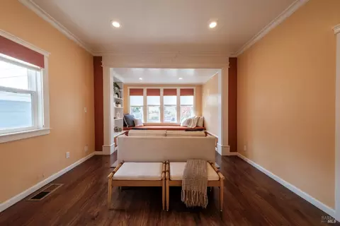 165 E G St, Benicia, CA 94510 photo 9