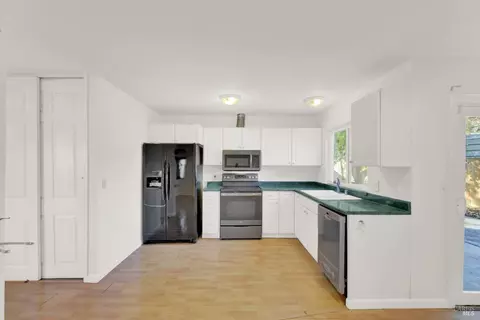 175 Mills Ln, Vallejo, CA 94589 photo 27