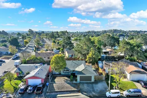 175 Mills Ln, Vallejo, CA 94589 photo 2