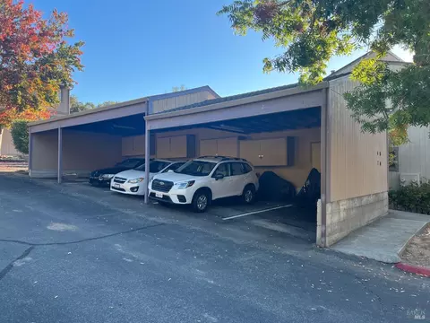 2 Grass Ct, Novato, CA 94949 photo 9