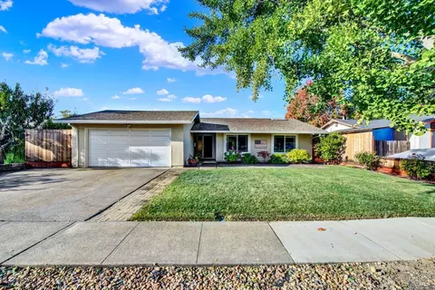 4431 Jefferson St, Napa, CA 94558