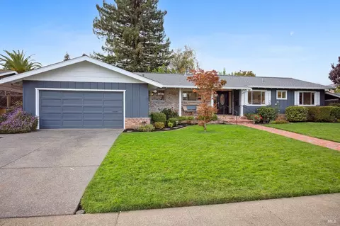 20 Eames Ct, Novato, CA 94947