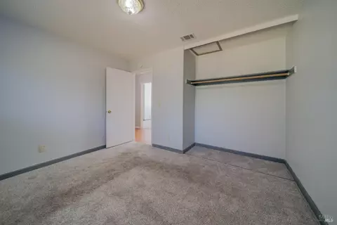 514 Pear Tree Ln, Fairfield, CA 94533 photo 15