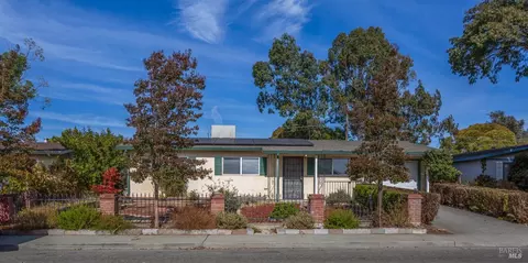 514 Pear Tree Ln, Fairfield, CA 94533