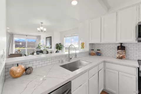 331 Stinson St #6, Vallejo, CA 94591 photo 3