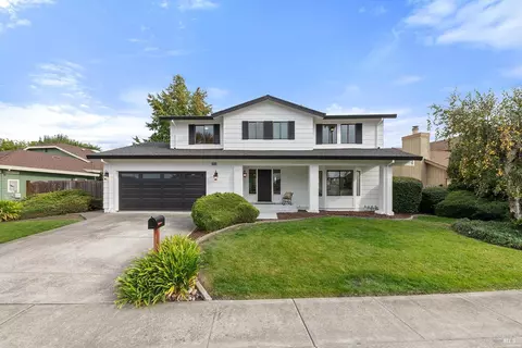 6192 San Ramon Pl, Rohnert Park, CA 94928