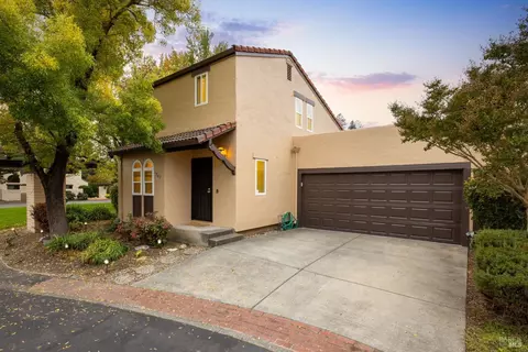 761 Adobe Dr, Santa Rosa, CA 95404