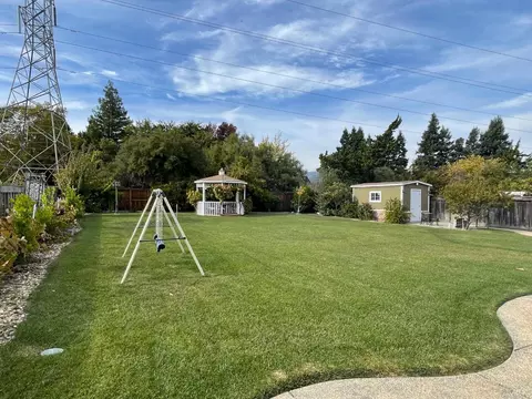 Exterior - 649 Renaissance Ave, Fairfield, CA 94534 photo 11 of 12