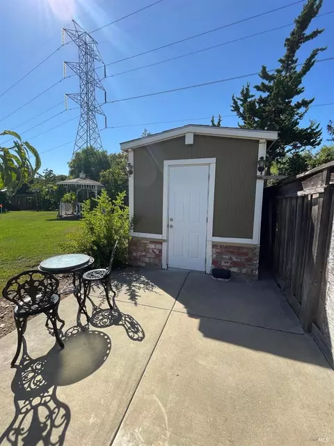 Exterior - 649 Renaissance Ave, Fairfield, CA 94534 photo 9 of 12