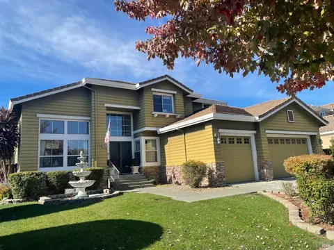 Exterior - 649 Renaissance Ave, Fairfield, CA 94534 photo 3 of 12