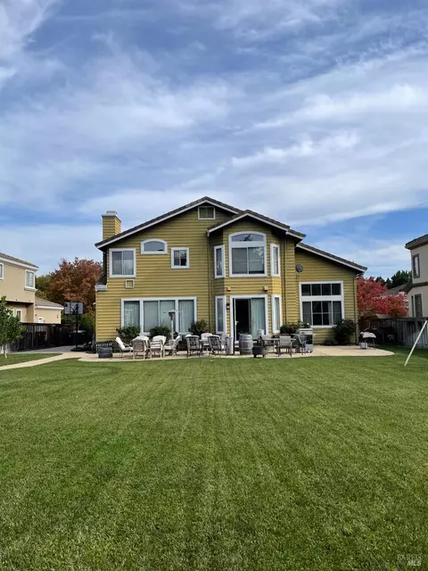 Exterior - 649 Renaissance Ave, Fairfield, CA 94534 photo 4 of 12