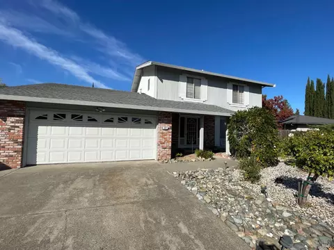107 Mojave Ct, Vacaville, CA 95688