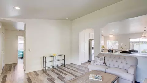 700 Sierra Ct, Windsor, CA 95492 photo 7