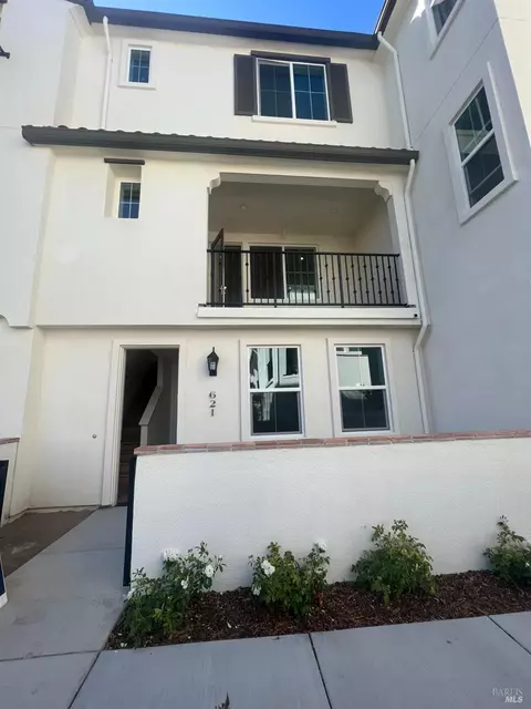 621 Rockview Rd, Novato, CA 94949