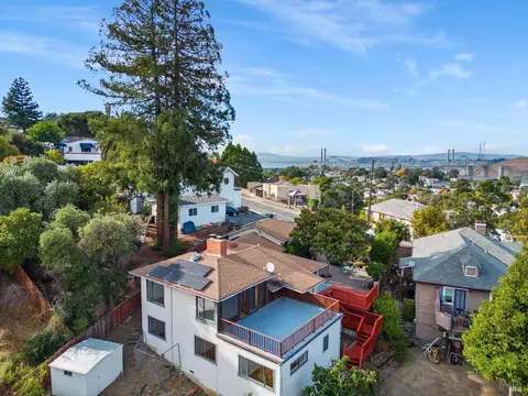 49 Baldwin Ave, Crockett, CA 94525 photo 7