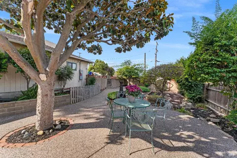 49 Baldwin Ave, Crockett, CA 94525 photo 14