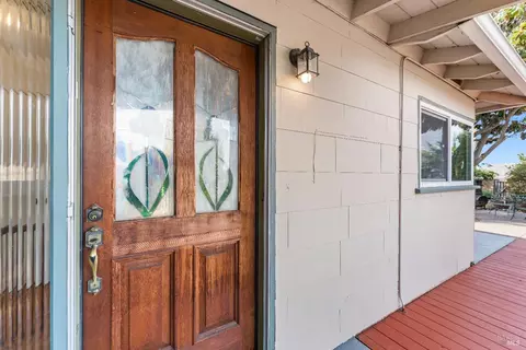 49 Baldwin Ave, Crockett, CA 94525 photo 17