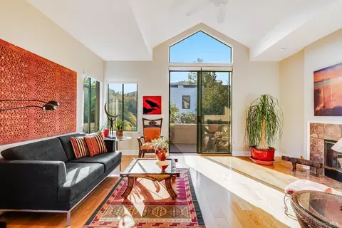 37 Ross Ave #8, San Anselmo, CA 94960