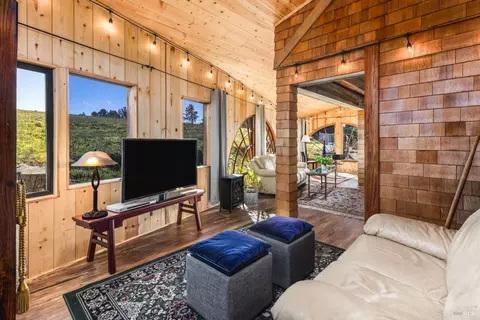 Living - 2490 Hwy 1, Bodega Bay, CA 94923 photo 5 of 6