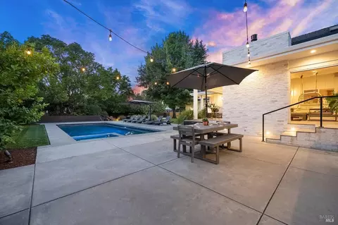 9961 Herb Rd, Windsor, CA 95492 photo 2