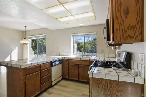 625 Locust Ct, Vallejo, CA 94591 photo 15