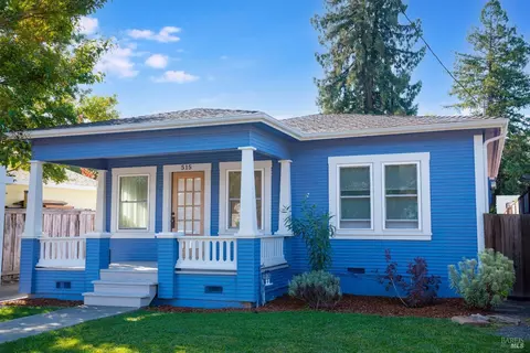 515 Brown St, Santa Rosa, CA 95404