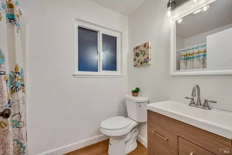 1742 E St, Napa, CA 94559 photo 19