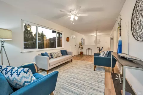 1742 E St, Napa, CA 94559 photo 7