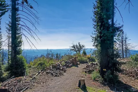 19344 Mccray Ridge Rd, Guerneville, CA 95446