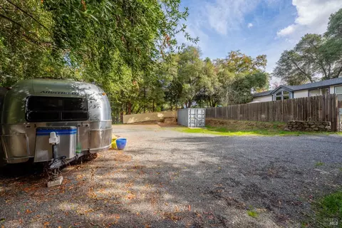 1098 W Standley St, Ukiah, CA 95482 photo 4