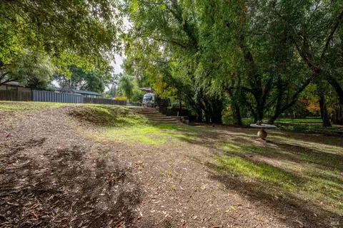 1098 W Standley St, Ukiah, CA 95482 photo 7