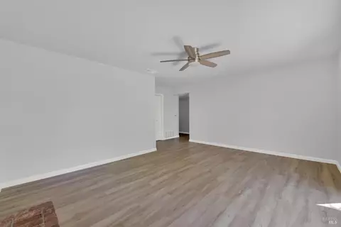 1631 Lorenzo Dr, Vallejo, CA 94589 photo 3
