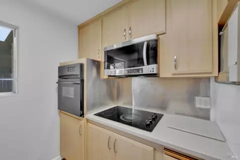 1631 Lorenzo Dr, Vallejo, CA 94589 photo 6