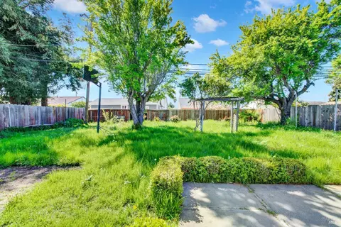 1631 Lorenzo Dr, Vallejo, CA 94589 photo 17
