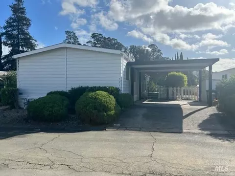 121 Phyllis Ct, Vallejo, CA 94590 photo 2