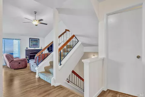 301 Rosemarie Pl, Bay Point, CA 94565 photo 4