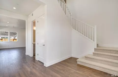 1228 Atascadero Dr, Windsor, CA 95492 photo 4
