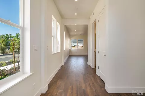 1228 Atascadero Dr, Windsor, CA 95492 photo 7