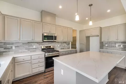 1228 Atascadero Dr, Windsor, CA 95492 photo 17