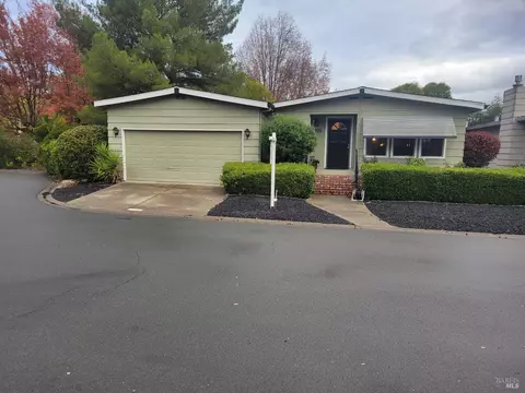 1945 Piner Rd #196, Santa Rosa, CA 95403