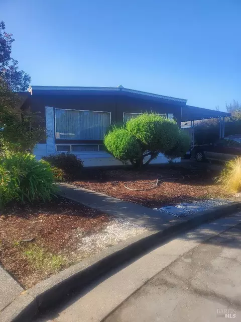 236 Regency Ct, Santa Rosa, CA 95401