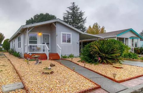 143 Westgate Cir, Santa Rosa, CA 95401