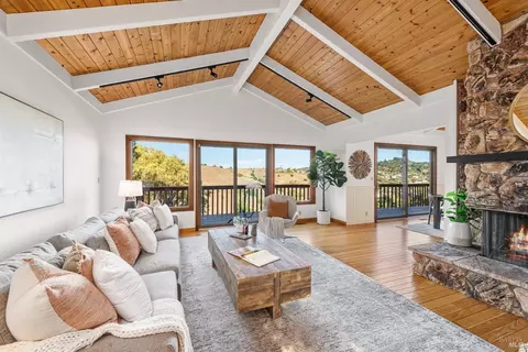 51 Wimbledon Way, San Rafael, CA 94901