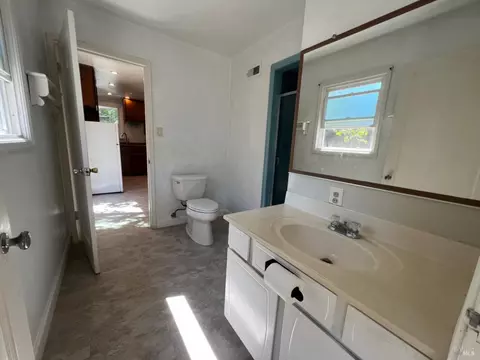 1300 Mariposa St, Vallejo, CA 94590 photo 17