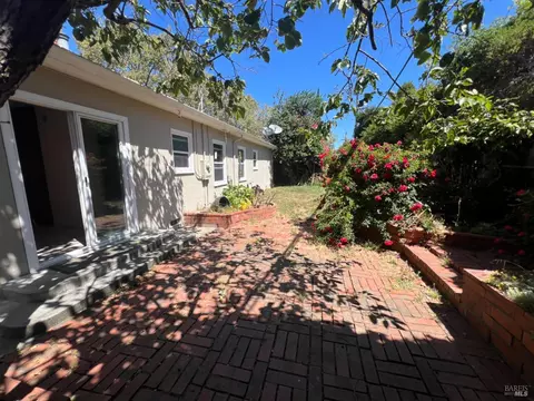 1300 Mariposa St, Vallejo, CA 94590 photo 22