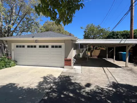 1300 Mariposa St, Vallejo, CA 94590 photo 4